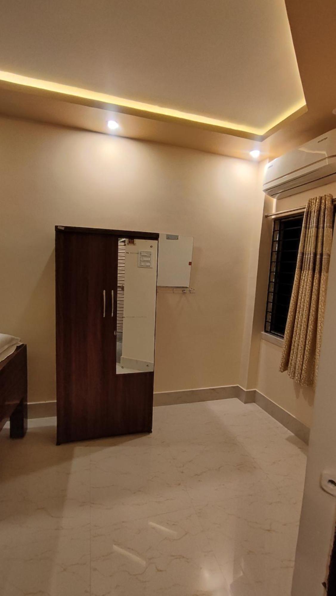 Urban Sky Apartment Shānti Niketan Стая снимка